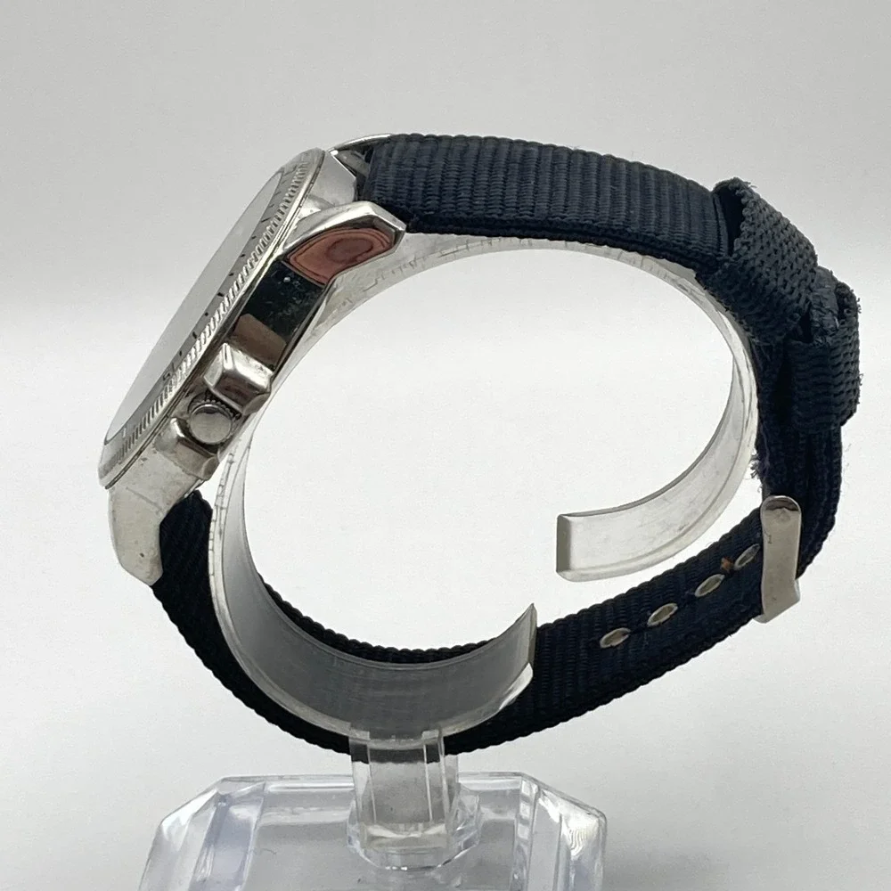 San Francisco 49ers Men's Watch NFL 44mm Silver Tone Logo Sparo Nylon Band 9